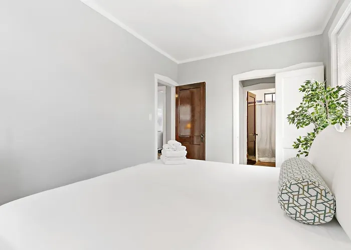 Captivating 1br With Full Kitchen - Belmont I4 *
